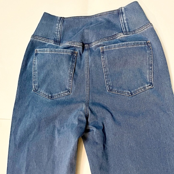 HALARA Flex High Wasted Flare Leggings✨NWOT - Picture 10 of 12